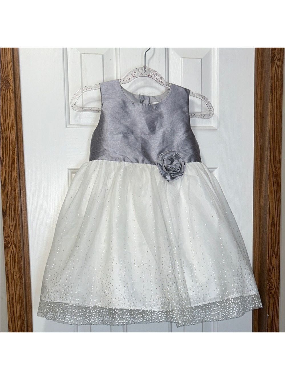 George Silver and White Sleeveless A-line Dress